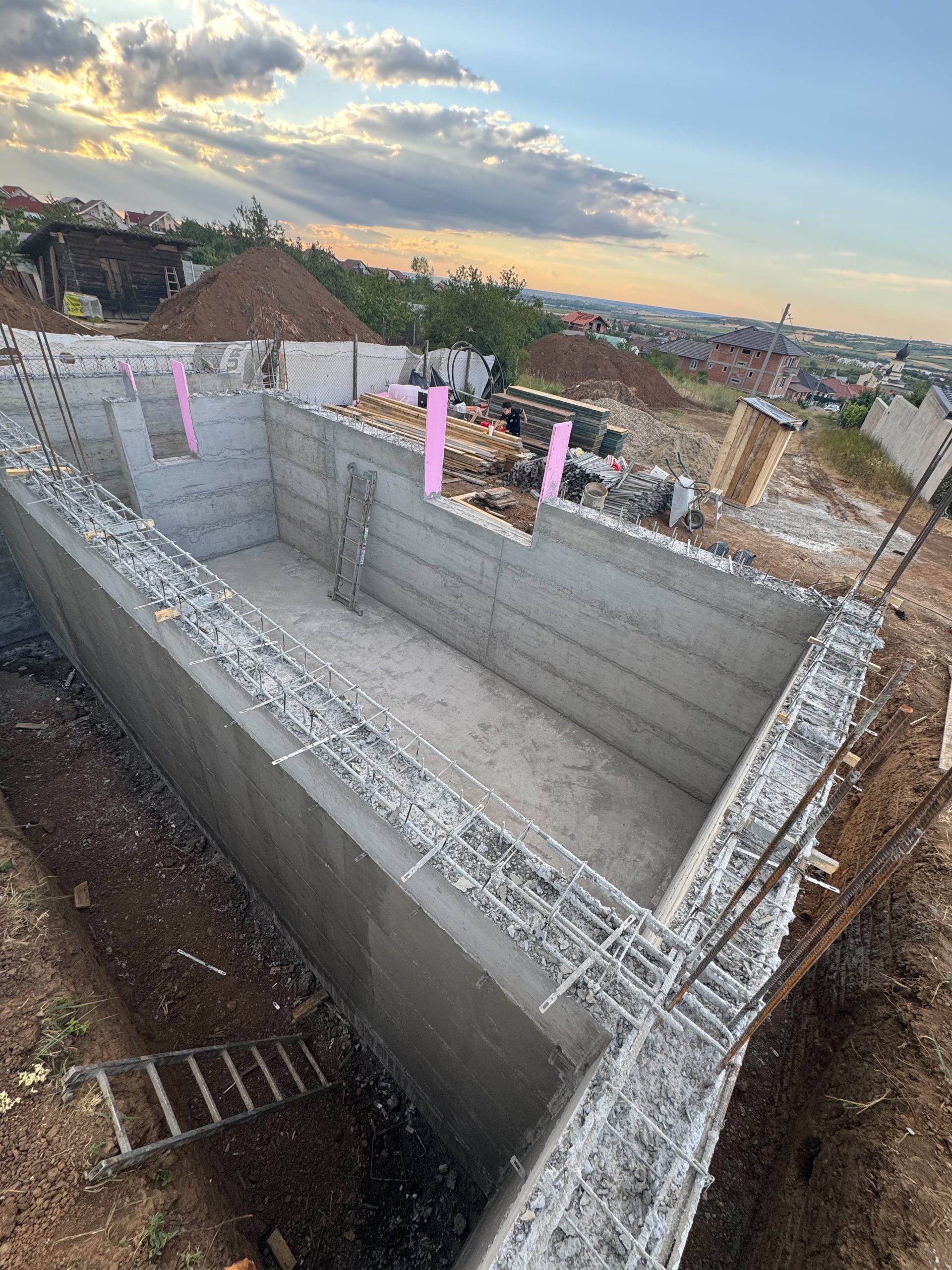 Construcții la roșu Oradea